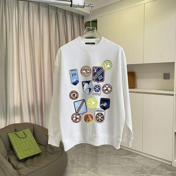 Picture of LV Sweatshirt _SKULVS-2XLhgntx7334131